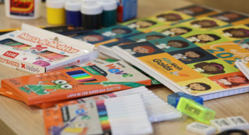 Seduc entrega materiais pedagógicos a prefeitos de 114 municípios